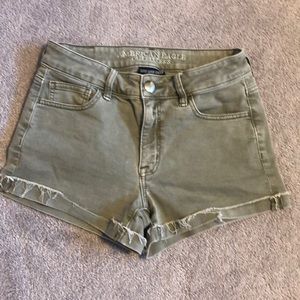 American Eagle Outfitters Hi-rise Super Super Stretch Shortie Shorts, size 4
